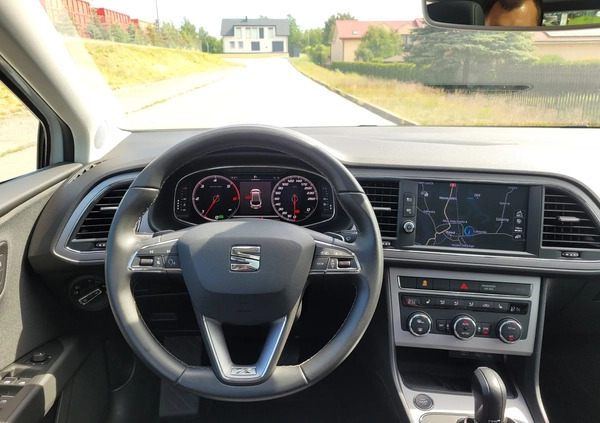 Seat Leon cena 70800 przebieg: 163198, rok produkcji 2019 z Iława małe 781